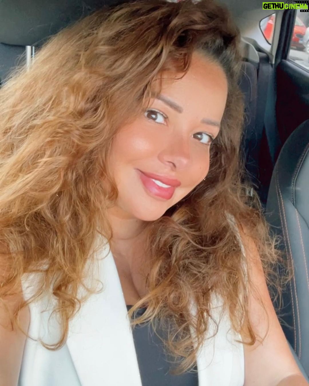 Zahra ElHaroufi - 98 Likes -