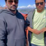 Zakir Khan Instagram - Bas ek hi baat kehna chahte hain…. Golden Gate Bridge