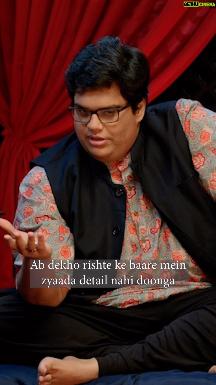 Zakir Khan Instagram - Pehli bar @tanmaybhat ne humare interest ki baat ki hai. #FMS2 #farzimushairaonminitv