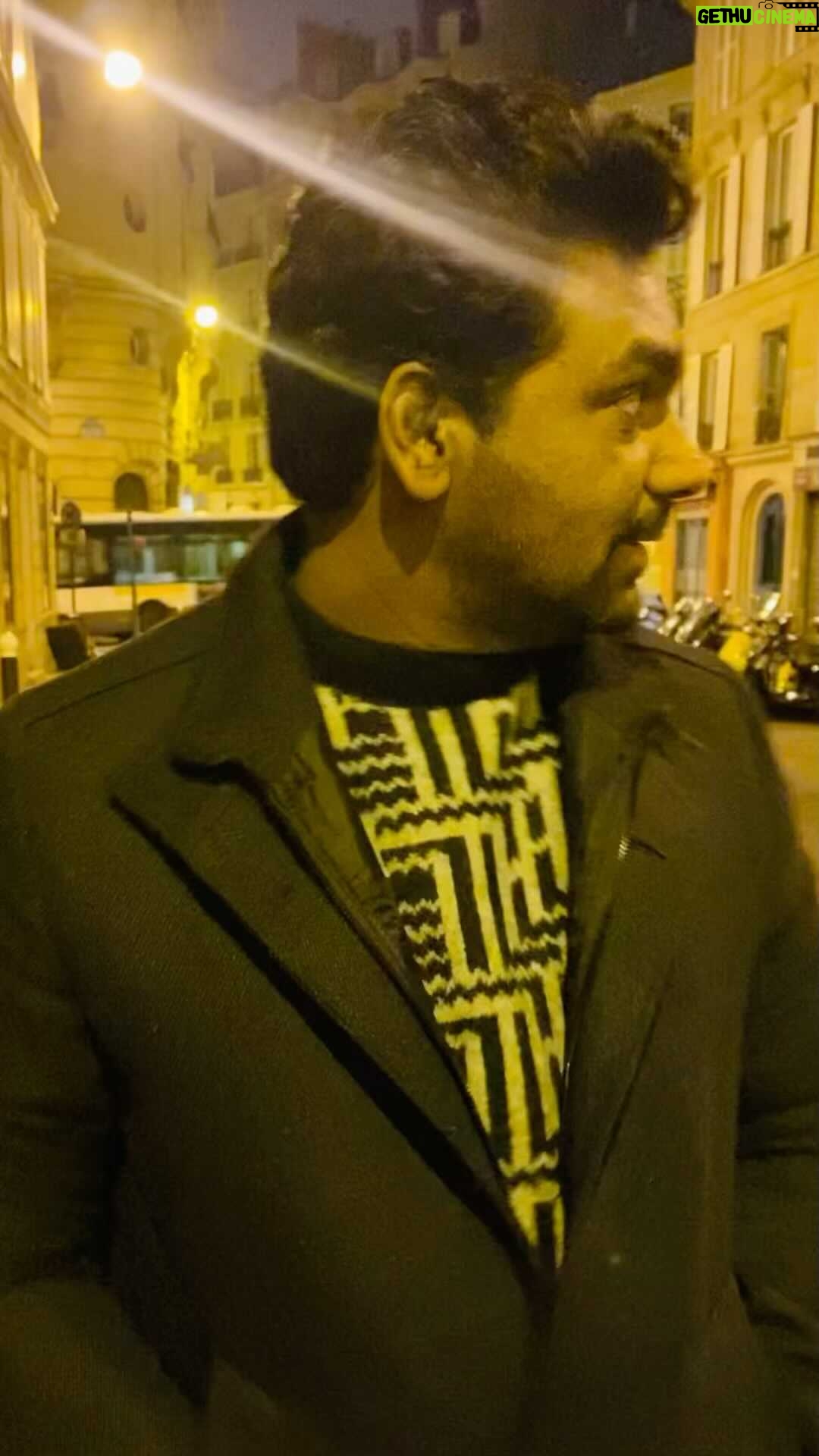 Zakir Khan - 704.4K Likes - Felt cute again, might delete it againβ¦