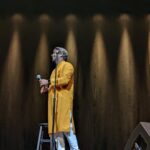 Zakir Khan Instagram – It was so overwhelming to play The Beacon Theatre 🎭 in NYC last month. Aap sabka pyar aur Aashirwad aise hi banaye rakhiyega. 🙏

To every middle class kid who wants to dream big. 

 “Maine kar ke dekh liye hain, ho jaata hai. Aajao!” 

#tathastu #umeed #zakirkhan