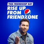 Zakir Khan Instagram - Dosti, mazaak waali nahi, misaal waali nibhao. @pepsiindia ko follow karo, iss post post pe comment karo, aur Zakir ki personalised video ke saath apne friend ko Friendzone se Rise Up karwao! #RiseUpBaby #FriendshipDay #FizzItUpWithPepsi #RiseUpFromFriendzone #ZakirKhan #Pepsi #PepsiIndia #Friendzone #collab