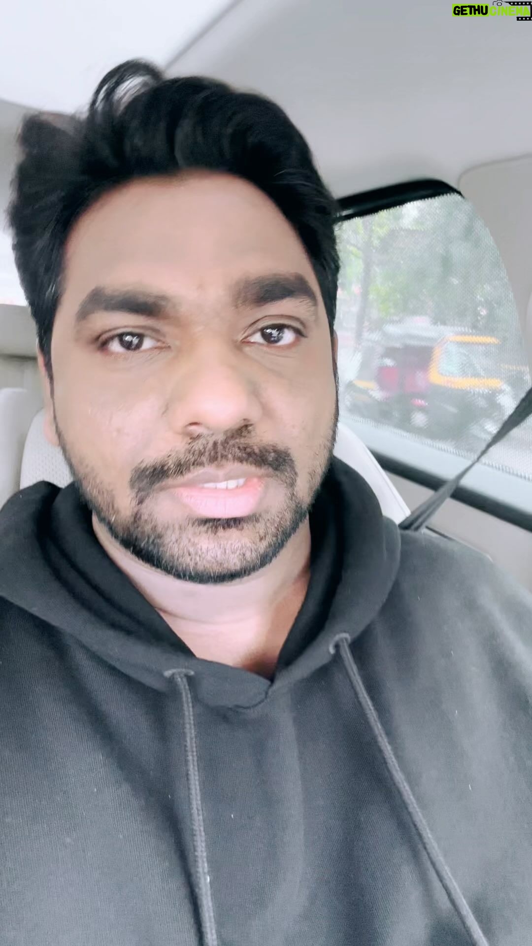 Zakir Khan Instagram - Dubai!!! Link in bio! Dubai Opera House