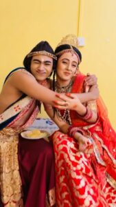 Zalak Desai Instagram - Jalebi baby 🔥🔥 Love you guys @kingbasantbhatt @zalakdesaiii 🎥- @_unbeatable7_ #reelsinstagram #reelsvideo #reelitfeelit #trendingreels #trendingnow