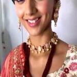 Zalak Desai Instagram - Wedding look❣️ Video courtesy: @makeupbymahekbhatt #Bride#BridesOfIndia##BridalWear#Traditional#Indian#Lehenga#Beauty#IndianBeauty#Actor#BigDay#DewyMakeup#FloralBun#MinimalLook#SubtleLook#LookOfTheDay#ZalakDesai#Instaperfect#Trending#Reels#ReelItFeelIt#ReelKaroFeelKaro#Grateful#Gratitude#ThankYouGod#ThankYouUniverse#PositiveVibesOnly✨😇🧿