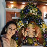 Zalak Desai Instagram - Ganpati Bappa Morya Mangalmurti Morya 🙏 Ganpati Bappa Morya Pudchya varshi lavkar yaa 🥺 First Ganesh Chaturthi without Mummy and Little Brother. Also the first one with Hubby! A tsunami of emotions this year. Stressed as well as blessed! #GaneshChaturthi2021