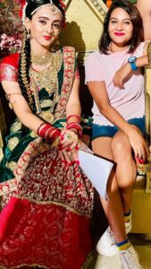 Zalak Desai Instagram - “When two Gujjus met on the sets of Radhe Krishna, little did they know that they would end up being the best dramatic company 🥰🤪🤗♥️ From dancing to understanding each other’s quirks, this wonderful Human has been my partner in crime. Here’s to many more fun-filled moments on and off the sets!” 💃 You are the best @zalakdesaiii 😘😘 #MissingYouOnSets 🥺 #hopingtoseeyousoonagain 🫶 #sisterfromanothermother👭 #suchapuresoul❤️ Swastik Bhoomi Studio Umargam