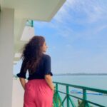 Zalak Desai Instagram - ✌️☮️🕊️ #Travelling#Trending#Peace#HappyPlace#HappySpace#Grateful#Zalakdesaiii