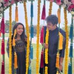 Zalak Desai Instagram - Neerav’s debut!!!😍♥️🧿 Thankful for him and to him for being a part of this reel! Love you babe! ♥️ Let’s make more of these! #CoupleReels#CoupleGoals#Trending#Funny#Cute#RelatableHumour