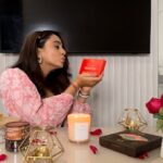 Zalak Desai Instagram - Valentine’s Week begins! And so, I thought of sharing my idea of a perfect Valentine’s gift with you all! I am a dessert freak! 🥰 And honestly, for me, Valentine’s Day celebration is incomplete without chocolates! I experienced the luxury gourmet range of Éntisi chocolates at one of their outlets and totally fell in love with their range! So I had to order two of my favourites, The Cappuccino dragees and the sugar free dark chocolate cubes! But guess what, they have also launched a special limited edition range of chocolates specially for Valentine’s Day! So I also ordered their ‘We are a Match’ chocolate box! And trust me guys, the chocolates are🫶🏼😋🤌🏼 If you want a sweet Valentine’s Day celebration, then do check out the range of @entisichocolatier Ah, and thank me later!😌 Spreading love and sweetness! Happy Valentines Week♥️🤗 #Valentines#Gift#Gourmetchocolate#entisi#HonestReview#HonestReviewWithZ#notanad