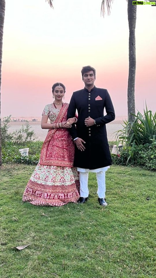 Zalak Desai Instagram - Happy Anniversary Husband! 😘❤️🧿 Growing stronger Twogether! The Zuri White Sands, Goa