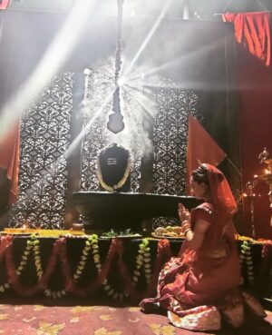 Zalak Desai Instagram - With the clock striking 8pm today, we, Team Radha Krishna team bid adieu🙏
What a wonderful journey it has been!❤️
Thank you God, Thank you Universe!😇
Forever grateful to have been a part of this show and for everything that I got from it! Be it teachings, opportunities, relationships or anything; there's a lot that I have received from this show!🧿
THANK YOU EVERYONE FOR LOVING ME, BLESSING ME, TEACHING ME, BEING WITH ME AND CONTRIBUTING TO MY LIFE IN THE BEST POSSIBLE WAYS!
I AM SO BLESSED TO HAVE YOU ALL!🥰

#MyInstaFam#MyViewers 
@starbharat @swastikproductions @sktorigins @g3gill @rahultewary @loknath.pandey @madanbashyal @myselftripathi87 #kiransir @vikram_gupta_111 @hitenganatra @abd.ur.rahman2122 @myselfrajiv85 #chandansingh @jeetesh4466 @beatking_sumedh @mallika_singh_official_ @kartikeymalviya @kingbasantbhatt @saylichaudhari9 @harsh @kanchandubey__ @monikachauhann_ @uttamdhakal10 @amitcoolamie @shabi_1nstagram #Shivendra @nitin.m.gupta @eshita0711 @shreya.ina.reverie @bunny.2510 @vvk_justanothercinephile @utkarshnaithani #Dilipji #Vinodji #Medha #Swapnilji @chilkanirmala
@raajgoswami86_makeup_incharge @makeup_sarvpriydarshi @machhi1427 
And to everyone who was a part of this journey 🫶🏼