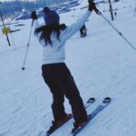 Zalak Desai Instagram – The day we began our skii training, our instructors told us, ‘This is an addiction!’
And yes, I couldn’t agree more 😍
Miss Skiing, Miss Kashmir!🏔️❄️⛷️
#TakeMeBack#Skiing#Gulmarg#BestTimes#ProudOfMyself#Grateful#Blessed#Travel#TravelStories#TravelMemories#ThankYouGod#ThankYouUniverse🙏😇🧿 Gulmarg, Kashmir