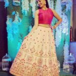 Zalak Desai Instagram - 💞Lehenga Love💞 . . . Pro-Tip: Get an indo-western blouse stitched and re-use your favourite lehengas in a different way, giving you a completely different look! P.S.: Here, I re-used my engagement outfit by styling it in a completely different way! Support sustainable fashion! RE-USE! #Shinchan#DostKiShaadi#IndianWear#Actor#Poser#Blessed#grateful🧿🙏😇