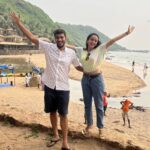 Zalak Desai Instagram - Hola from Cola!✌🏼🏖️😎🍹🙌 . . . #Goa#Goadiaries#Travel#Explore#FavCouple#Actor#Grateful#Blessed#BlessedWithTheBest#ThankYouGod#thankYouUniverse✨🙏 🧿 Cola Beach, Goa