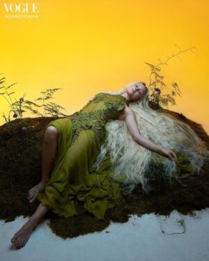 Zara Larsson Instagram - From the first time Zara Larsson stepped into the spotlight with a shiver-inducing cover of Celine Dion’s ‘My Heart Will Go On’ to her current world take-over, the pop star has displayed unflappable confidence. “I never had a Plan B. That was the answer, and that’s still the answer,” she says. 

Though she’s already an international phenomenon with platinum hits and 7.9 million followers on Instagram, she tells us she’s destined for more. 

Head to the link in bio to unlock the full cover story, or subscribe to access all of the Apr-May content online. 

Words by: @shiffmane 
Photographer : @studioakrans 
Stylist : @robert_r_rydberg 
Talent : @zaralarsson 
Makeup Artist : @iggifly 
Hair Stylist : @alipirzadeh Using Oribe and AP Wigs
Set Designer : @andreasfrienholt 
Production Managers : @stephanielewiss Olle Öman 
Production : @lundlundagency