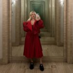 Zara Larsson Instagram - From me and mine to you and yours 🎄❤️