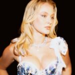 Zara Larsson Instagram - Töreboda!!! @johannapetterssons