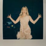 Zara Larsson Instagram - It’s a mf birthday girl! And last show of the year 📷 @emmaviolalilja