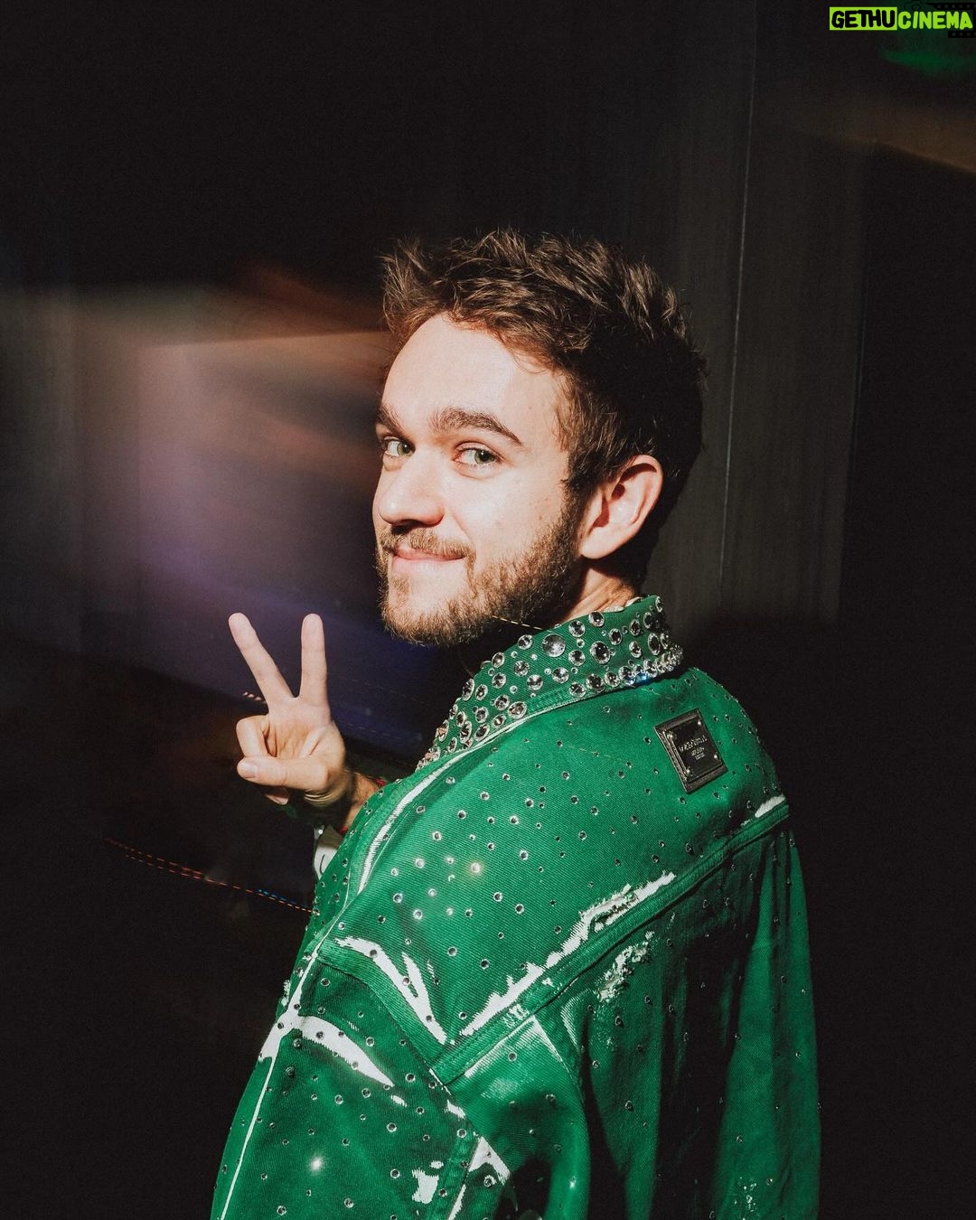 Zedd Instagram - HAPPY NEW YEAR 🎊. What an amazing way to ring in to the new year 🥲. I hope 2024 is the year we can all amplify the love we spread and cut out hate ♥️. Peace out ✌️