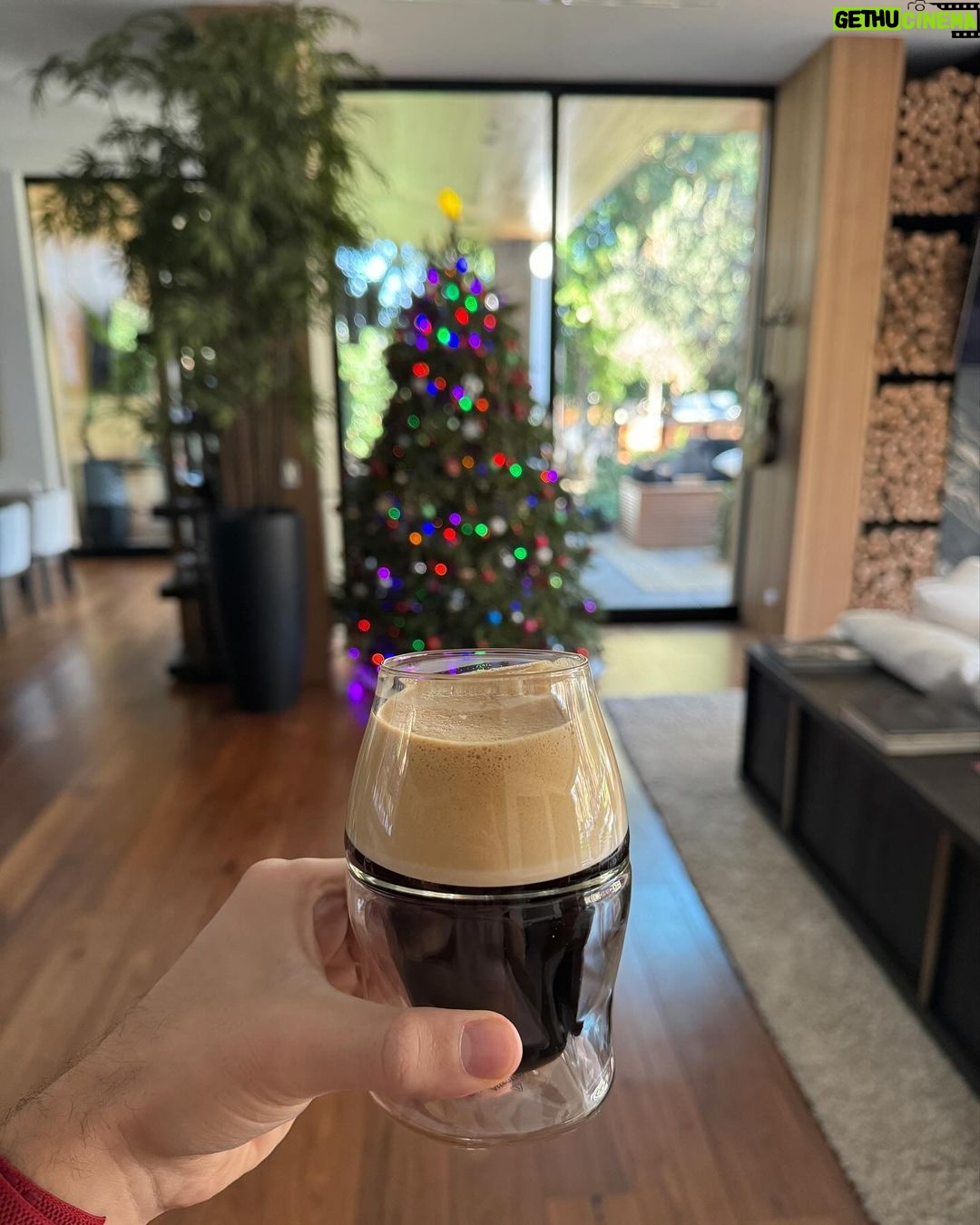 Zedd Instagram - the photo dump canister has filled up. happy holidays 🎊♥️