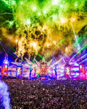 Zedd Instagram - ✨ THANK YOU EDC ✨

📸: @ai.visuals