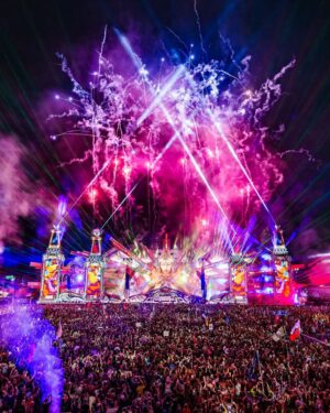 Zedd Instagram - ✨ THANK YOU EDC ✨

📸: @ai.visuals