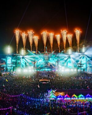 Zedd Instagram - ✨ THANK YOU EDC ✨

📸: @ai.visuals