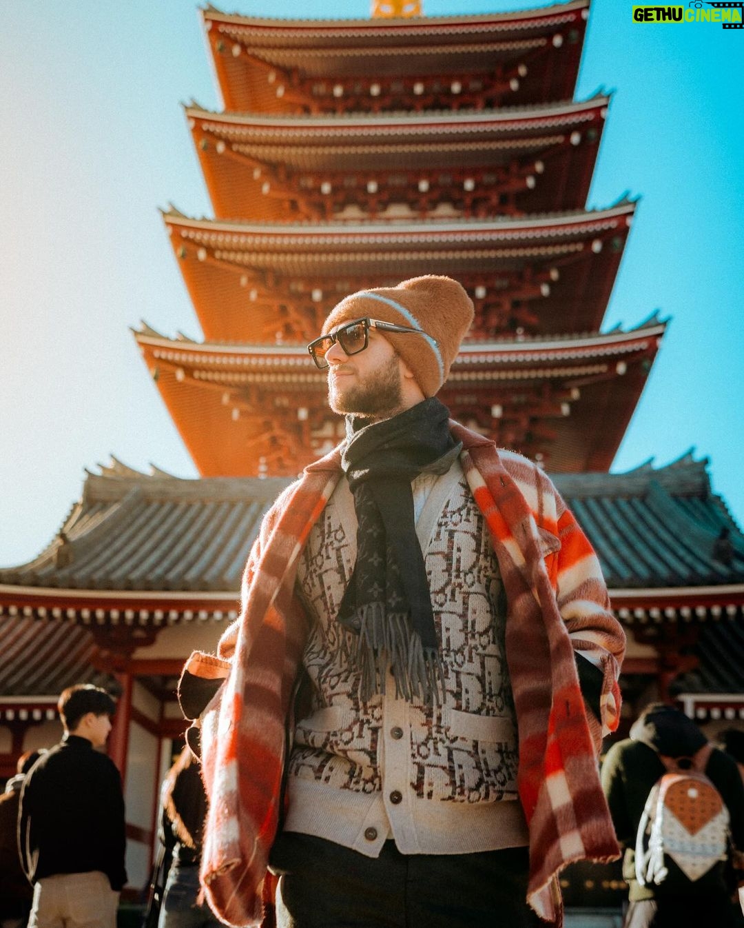 Zedd Instagram - Lost in Japan. 📸 @ai.visuals Tokyo, Japan