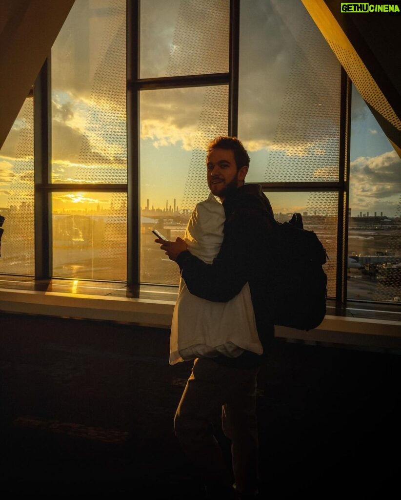 Zedd Instagram - Amazing first night in New York!!! Excited for round 2 tonight ♥. 📸: @ai.visuals 🎥: @nickfarrar New York City