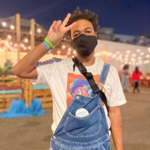 Zeno Robinson Instagram - this week been crazy. this my new son. that restaurant gave me options for water. barcades make me glad i stayed alive. taco and goku. scary mazes and apparently you can’t throw up westside at knotts cuz they acistray. happy birthday alexis❤️. apologies and shout out to rdc world frfr much love. go watch case study of vanitas on funimation