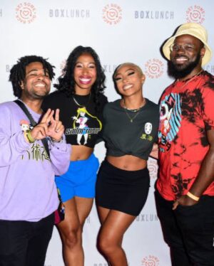 Zeno Robinson Instagram - AX 2022 BAYBEEEEEEEE.

It was my first time as a guest and it was a MOVIEEEEEEEEE. 

#boxlunchaxparty went CRAZY, @boxlunchgifts  thank you for having me and taking care of me. 

@toei_animation thank you for everything!! @steveaoki was amazing 🙏🏾 
@sonicboomb0x thank you thank you for the amazing event y’all threw too!! 

And I loved meeting every single one of y’all who came to see me. 🙏🏾❤️