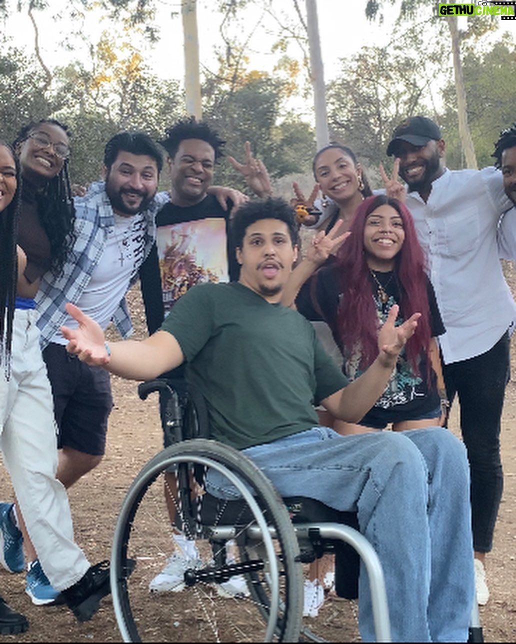 Zeno Robinson Instagram - I will never not take an opportunity to ice out a peace sign