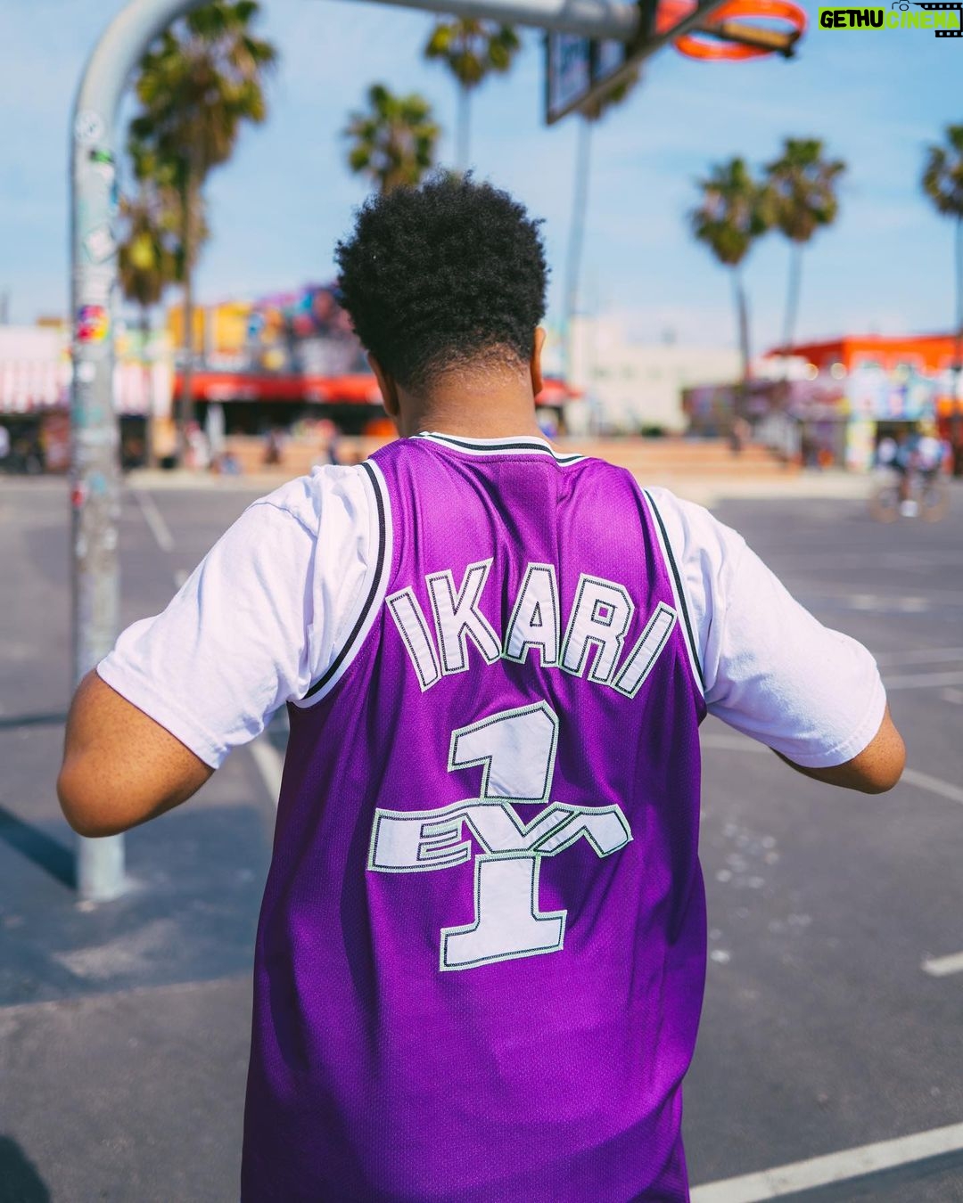 Zeno Robinson Instagram - @shopatsuko jerseys are live!!! 📸: @phillipszeto 👧🏿: @kiiingkrystal #atsuko #anime #animewear #animebrand #clothingbrand #streetwear #dragonball #dragonballz #yuyuhakusho #hunterxhunter #blackclover #cowboybebop #evangelion #myheroacademia