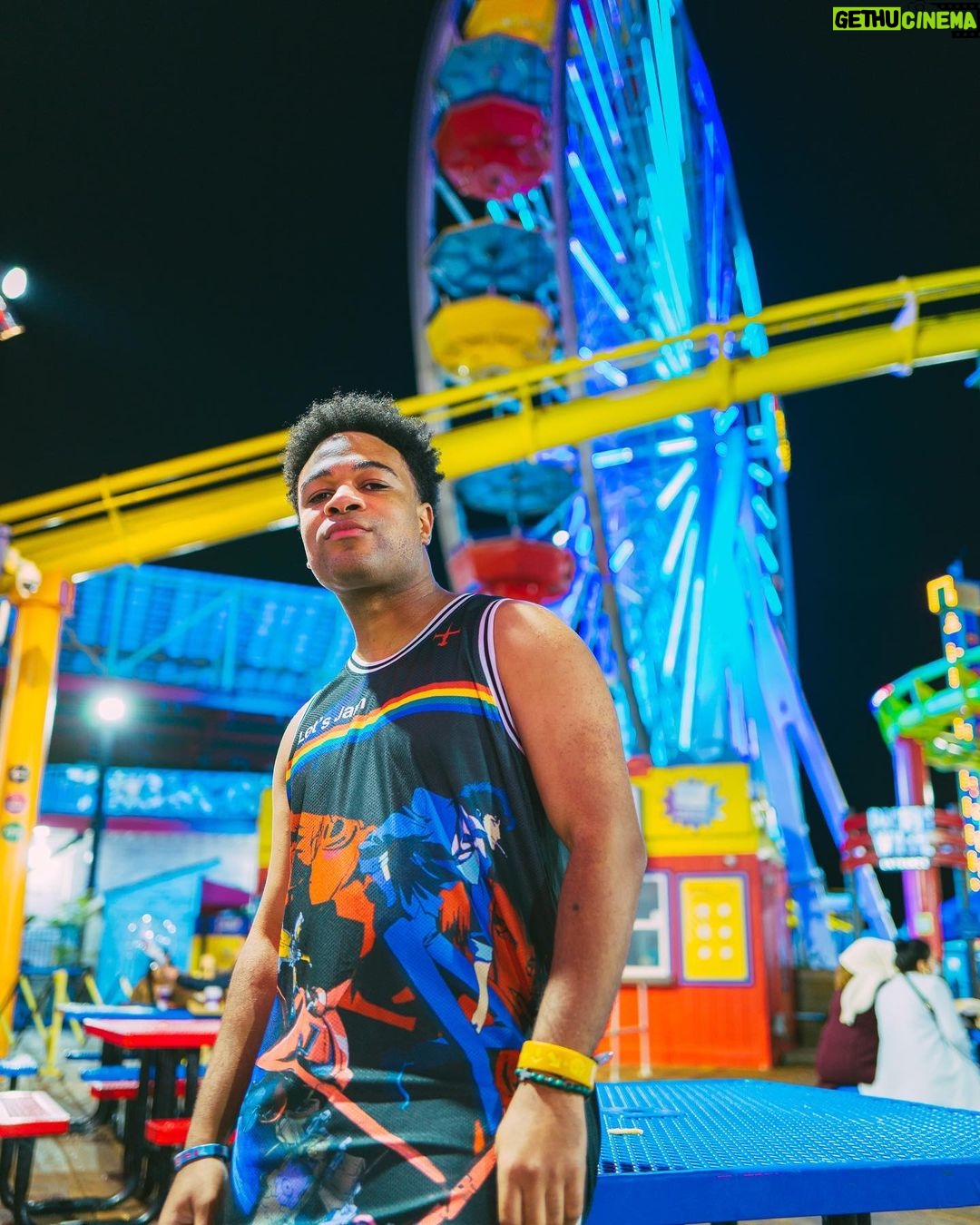 Zeno Robinson Instagram - @shopatsuko jerseys are live!!! 📸: @phillipszeto 👧🏿: @kiiingkrystal #atsuko #anime #animewear #animebrand #clothingbrand #streetwear #dragonball #dragonballz #yuyuhakusho #hunterxhunter #blackclover #cowboybebop #evangelion #myheroacademia