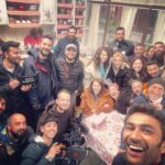 Zeynep Kankonde Instagram - Aynı tastan yiyenler... @askmantikintikam @foxturkiye @nodokuzyapim @dnaistanbul