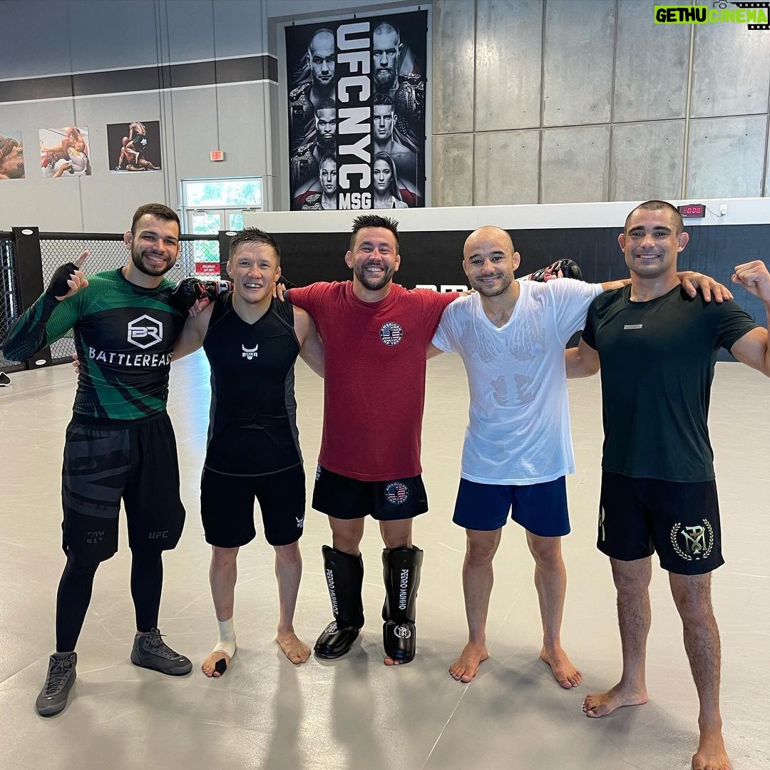 Zhalgas Zhumagulov Instagram - I had good sparring today with these monsters💪 American Top Team
