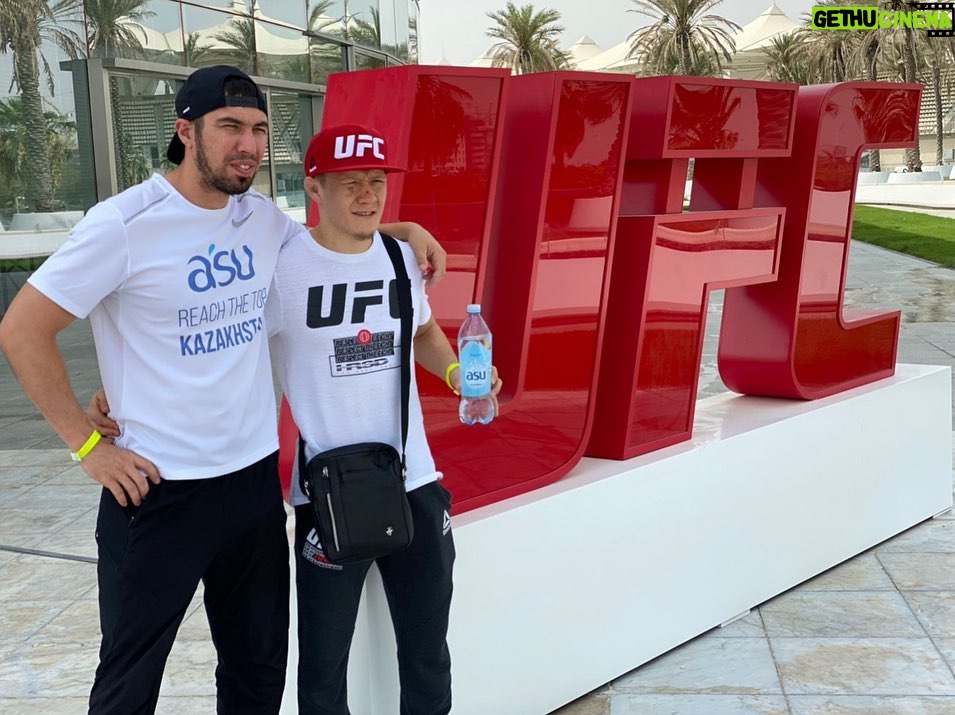 Zhalgas Zhumagulov Instagram - @asu_water-мен Абу-Дабидегі #UFC251-де жеңіске жетуді жоспарладым, бірақ өкінішке орай нәтиже шықпады. Біздің жоспарларымыз бөлек, бірақ құдіреті шексіз Алланың жоспарлары мүлдем басқаша, алайда олар біздің игілігіміз үшін! Ең бастысы, менің халқым қасымда және әрқашан мені қолдайды! Барлық қиындықтарды бірге жеңеміз ✅ #inshAllah #достигайвершинысasu Планировали достичь вершину с @asu_water на #UFC251 в Абу-Даби, но к сожалению не получилось. Как говорится у нас одни планы, а у Всевышнего совсем другие, а они в любом случае во благо для нас 🙏 Главное, что мой народ 🇰🇿 со мной, и всегда поддержит меня! Остальное преодолеем вместе ✅ #inshAllah #достигайвершинысasu