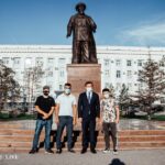 Zhalgas Zhumagulov Instagram - Бүгін қала әкімі Асхат Шахаров мені алда болатын жекпе-жек алдындағы кездесуге шақырды. Жақсы тілектеріңізге рахмет! Өткен айлар ішінде, мен қазақ халқын абыроймен көрсету үшін мықты жігерлілікпен жаттықтым. Бұл жекпе-жек маған, біздің командамыз және бүкіл ел үшін өте маңызды! Сегодня аким города Асхат Шахаров пригласил меня на встречу перед предстоящим боем. Благодарю за напутственные слова! Эти месяцы я упорно тренировался для того, чтобы достойно представить нашу страну. Этот бой очень важен для меня и всей нашей команды и страны! Kazahstan,Aktobe