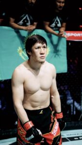 Zhalgas Zhumagulov Instagram - 💪🏼Жалгас Жумагулов возвращается и не собирается останавливаться в своем пути к вершинам! Кто будет следующий? @iagoribeiromma yor are ready?👊🏻 Astana, Kazakhstan