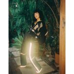 Zhang Meng'er Instagram - Thanks for having me @flauntmagazine ! It was so much fun to shoot with everyone 🤗 📸 @mynxiiwhite Style @muihai Makeup @emilychengmakeup Hair @rena.calhoun AD @craigbull Article @surina.pop