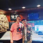 Zhang Yixing Instagram - It was a great session, your melody inspired me a lot ! @kylereynoldsmusic