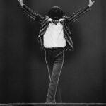 Zhang Yixing Instagram - Let's dance tonight in fashion^^