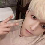 Zhang Yixing Instagram - cats + being in Changsha = good life