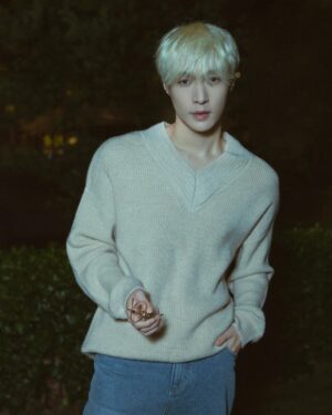 Zhang Yixing Instagram - Hello September!