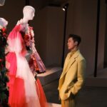 Zhang Yixing Instagram - Good to see you again! @maisonvalentino #ValentinoResignify #Beijing @pppiccioli