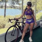 Zhao Xia Instagram - 20 miles biking 🚴🏻‍♀️💨 #cardio #bicycle #biking #workout