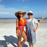 Zhao Xia Instagram - Happy Friday.🌤️🏖️ #familytime #beachday #summer #funtimes