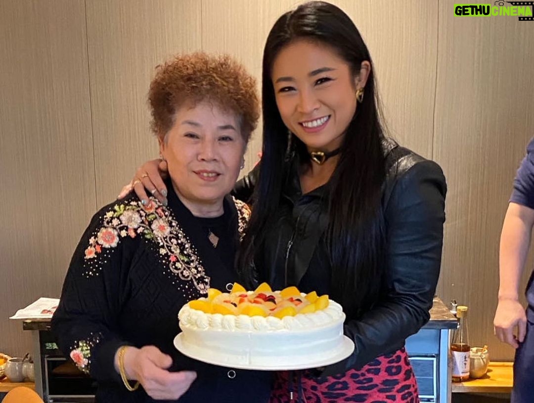 Zhao Xia Instagram - Happy Motherโs Day .๐ฅฐ๐๐๐