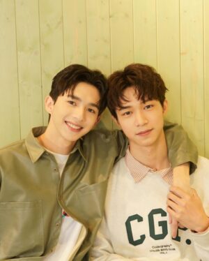 Zhen Hao Li Instagram - 不多說了 這陣子最常見的人 @0809ww 😍🤣
記得看到最後一張^ ^

The one person I see the most recently.  No cap😍🤣

#together #meee #universitylife #ootd #AboutYouth